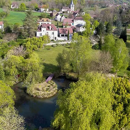 Nyaraló Former Railway Keeper's House With Rose Garden Frontenac