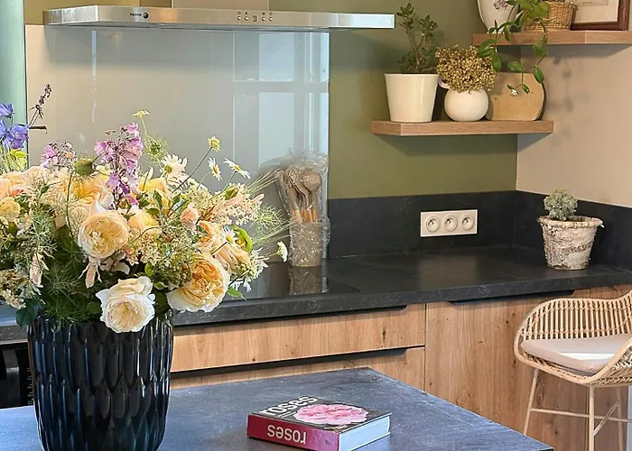 Former Railway Keeper's House With Rose Garden Frontenac